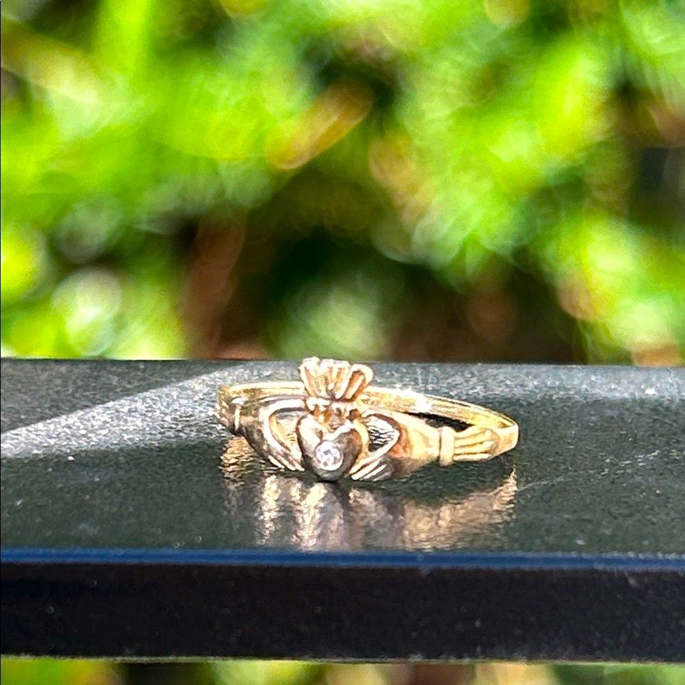 đź’ŽDiamond & 14k Gold Claddagh Irish Vintage Elegant Ring - Picture 8 of 8